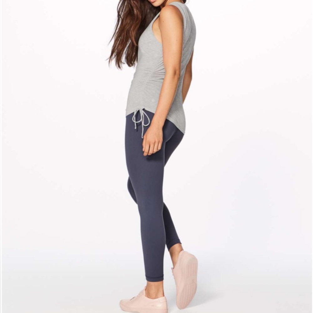 Lululemon Cinch It Tank Heathered Vapor - Picture 3 of 11